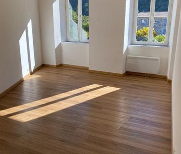 Location Appartement 3 pièces 93m² BESSEGES 30160 - Photo 6