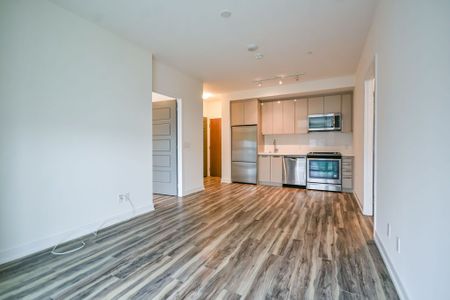 For Lease - 271 Sea Ray Avenue Unit# B417, Innisfil, Ontario - Photo 5