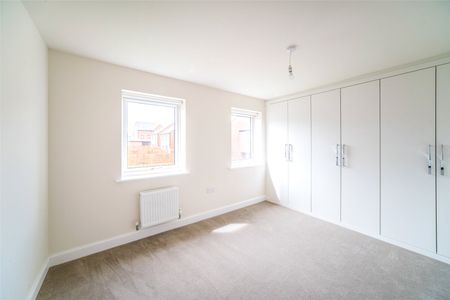 3 bedroom house to rent Box Crescent, Houghton Regis, Dunstable, Bedfordshire, LU5 - Photo 5