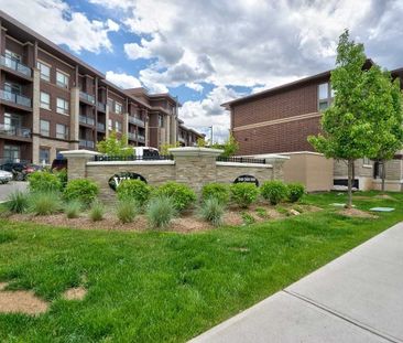 For Lease - 5010 Corporate Drive Unit# 335, Burlington, Ontario - Photo 2