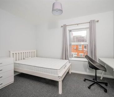 149 Ebor Street, Belfast, BT12 6NP - Photo 2