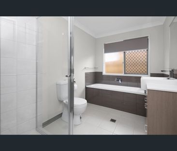 465 Mount Gravatt Capalaba Road, Wishart, Qld 4122 - Photo 1