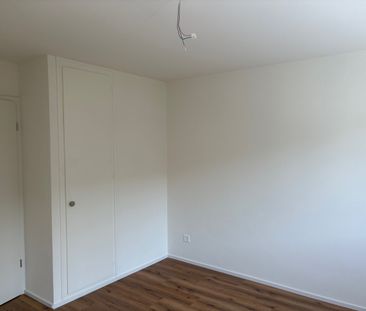 Erstvermietung von totalsanierter 3.5-Zimmer-Wohnung an zentraler L... - Photo 6