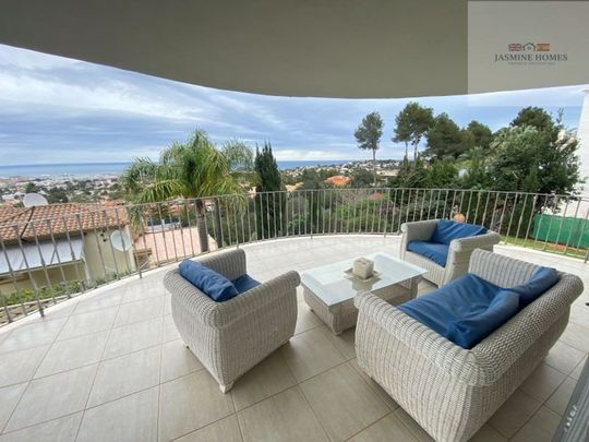 5 room luxury House for rent in Denia, Spain - Photo 1