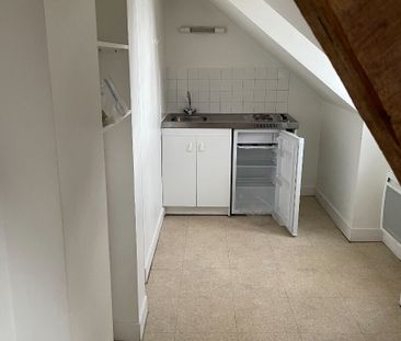 EVREUX centre ville - un appartement de type studio de 14.23 m² - Photo 2
