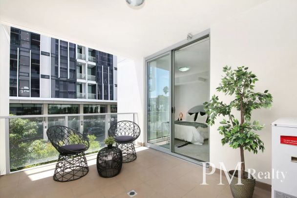 Freshly Updated Apartment in the heart of Mascot - Photo 1