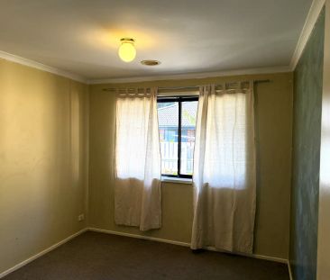 “Family Comfort in Prime Location” - Photo 4