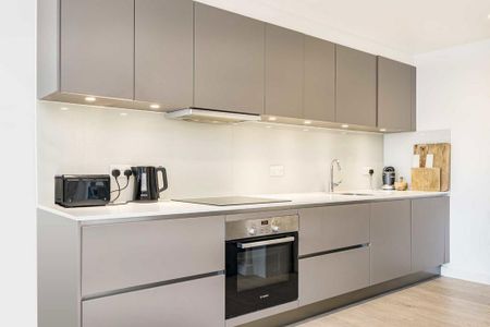 2 bedroom flat to rent - Photo 4