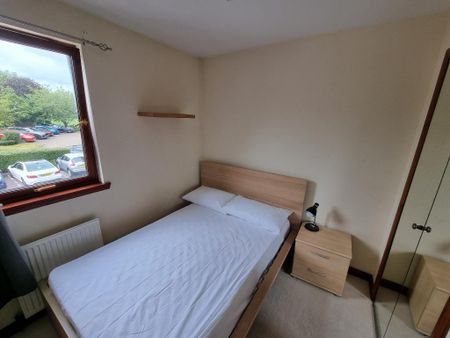 2 bedroom flat to rent - Photo 5
