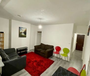 Room in a Shared House, Maud Street, NG7 - Photo 4