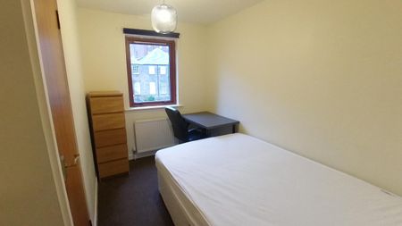 3 Bed Flat, Sienna Gardens, EH9 - Photo 5