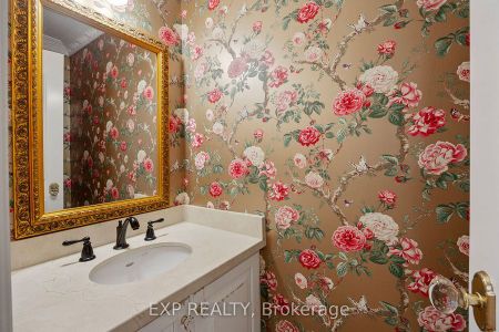 For Lease - 70 Hemingway Crescent, Markham, Ontario - Photo 4