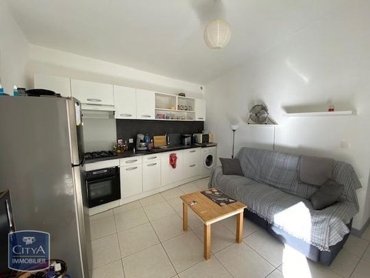 Location Appartement 2 pièces 42m² ST LEU 97436 - Photo 1
