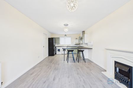 Markfield Crescent, Woolton, L25, L4, Chiltern - Photo 4