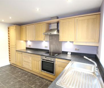 3 bedroom terraced house to rent - Photo 3