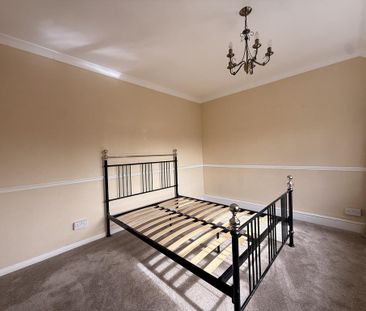 3 bedroom property to rent - Photo 3