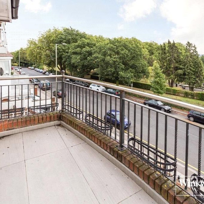 3 bedroom apartment to rent - Photo 1