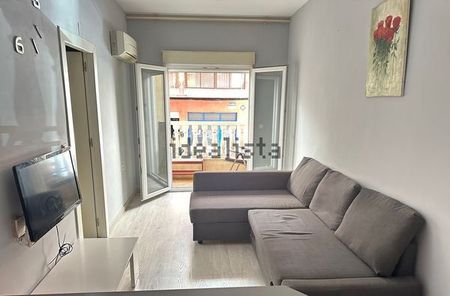 Alquiler de piso en Calle la Loma, 70 - Photo 2