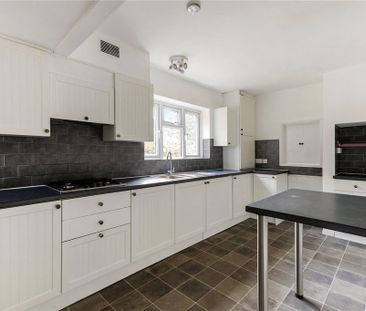 4 bedroom detached house to rent - Photo 6