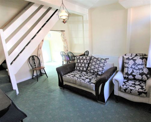 Elliott Street, Preston - Photo 1