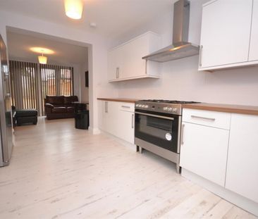 1 bedroom Flat To Let - Photo 6