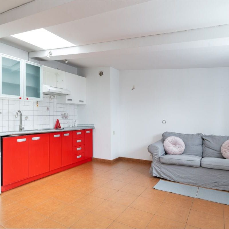 Małe mieszkanie przy stacji Metro Politechnika 26.8 m² - Photo 1