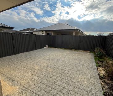 329B Westfield Road, Seville Grove WA 6112 - House For Rent | Domain - Photo 6
