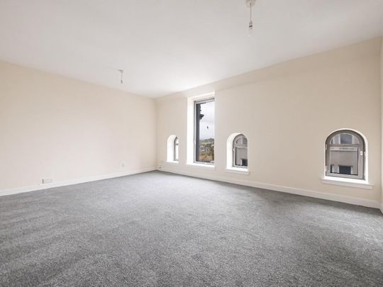 2 bedroom maisonette to rent - Photo 1