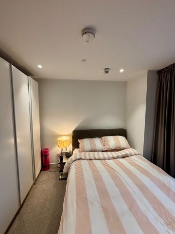 Room in a Shared Flat, Raglan House, SE17 - Photo 4