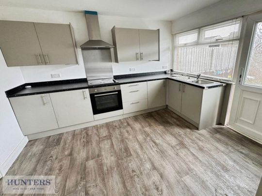 3 bedroom House To Let Total Size: 958 SQ FT - Photo 1