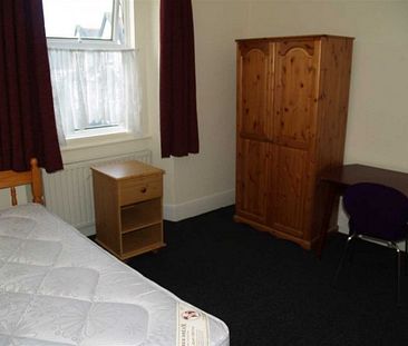 8 Bed - Clifton Place, Plymouth - Photo 6