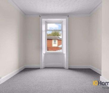 Alexandra Road, Gateshead, NE8 - Photo 2