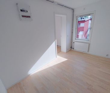 Bjursätragatan, Bandhagen - Photo 1