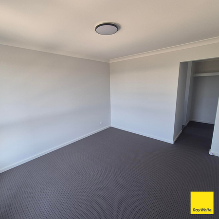 Brand New Family Home - Photo 4