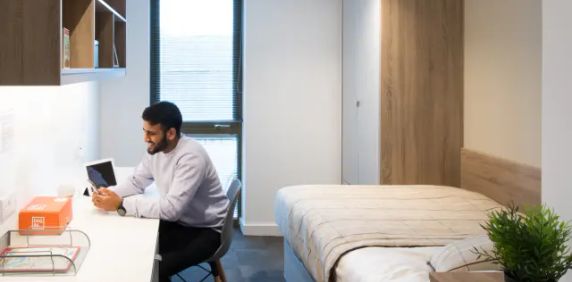 1 Bedroom, 1 Bathroom - Photo 2
