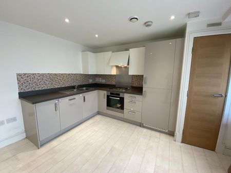 Town Lane, Staines - 2 bedrooms Property for lettings - Seymours - Photo 3