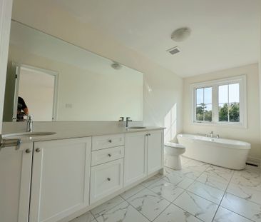 For Lease - 50 Hercules Club Drive, Richmond Hill, Ontario - Photo 2