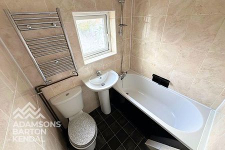2 bedroom end of terrace house to rent - Photo 5