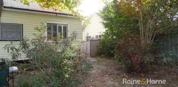 ONE BEDROOM FLAT - Photo 2