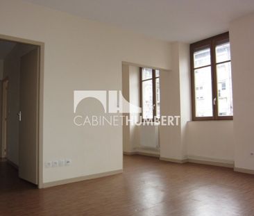 Location Appartement 3 pièces 53m² ST ETIENNE 42000 - Photo 2