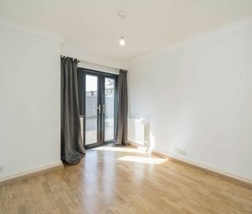 Woodstock Avenue - Photo 4