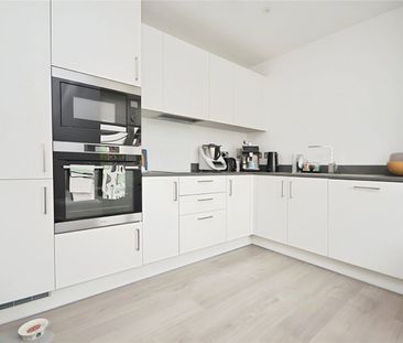 2 bedroom apartment to rent - Photo 5