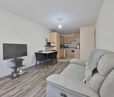 2 bedroom flat to rent - Photo 5