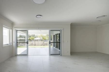 Brand New Family Home with Designer Finishes & Dual Living Zones - Photo 2