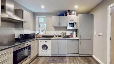 2 bedroom flat to rent - Photo 5