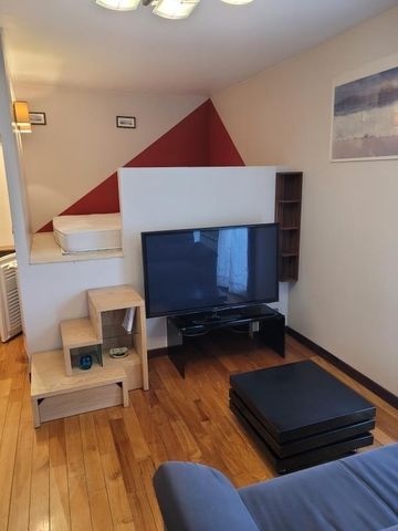 Location Appartement 1 pièce 28m² ST GERMAIN EN LAYE 78100 - Photo 2