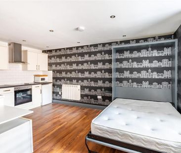 Studio to rent - Photo 6