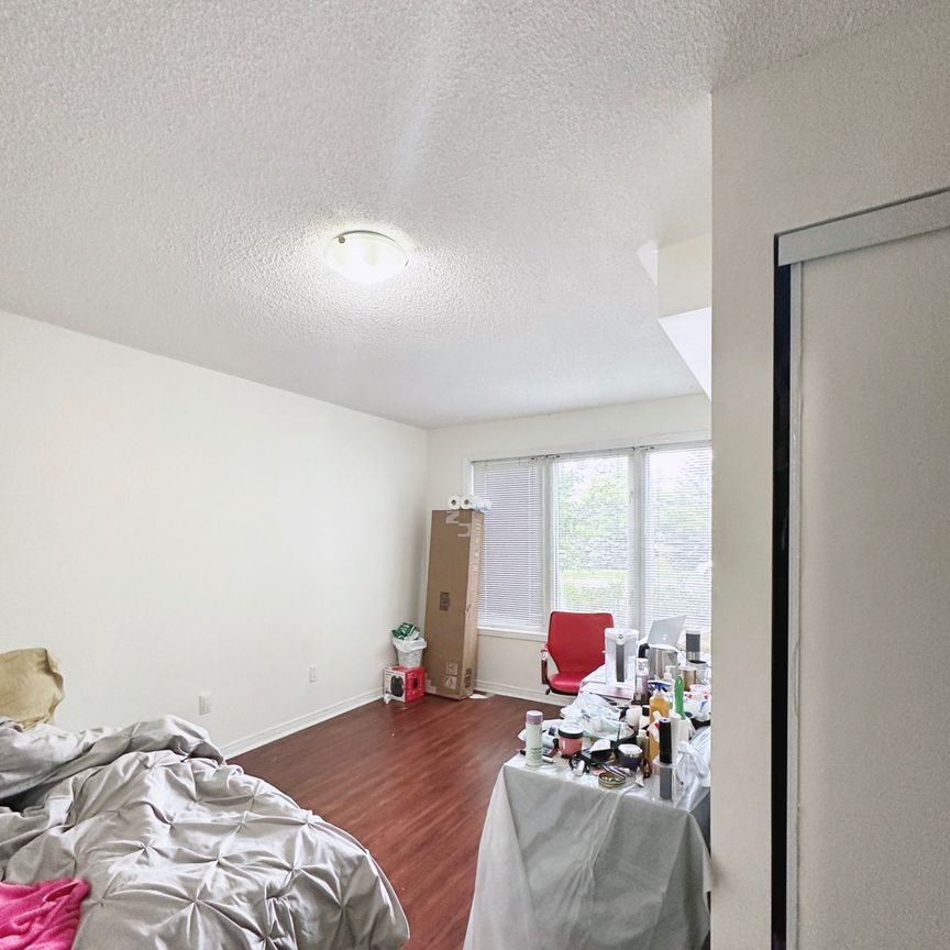 For Lease - 29 Rosebank Drive Unit# 1101, Toronto, Ontario - Photo 1