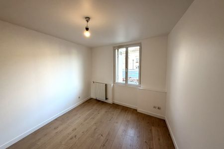 T2 BARRIERE DE BEGLES - Photo 2