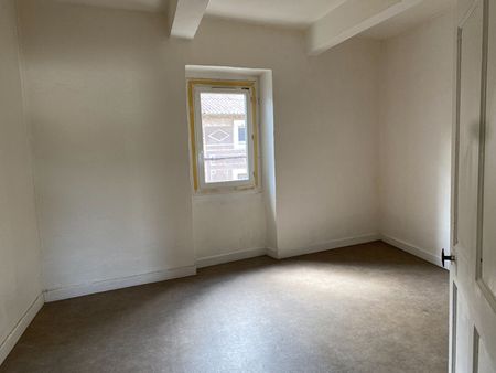Location appartement 3 pièces, 61.98m², Le Bousquet-d'Orb - Photo 2